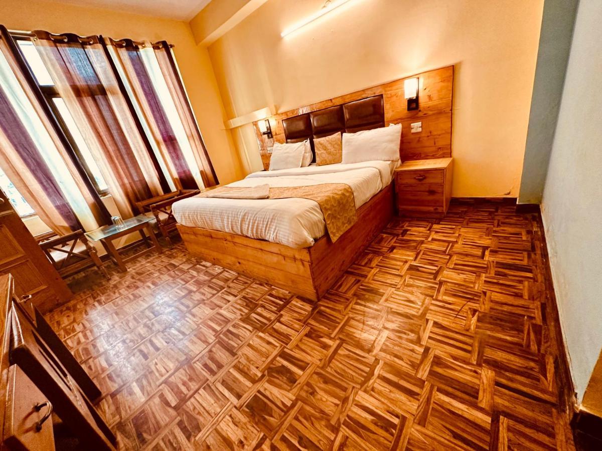 Hotel Grand Kalinga - Near Volvo Bus Stand Manali Ngoại thất bức ảnh