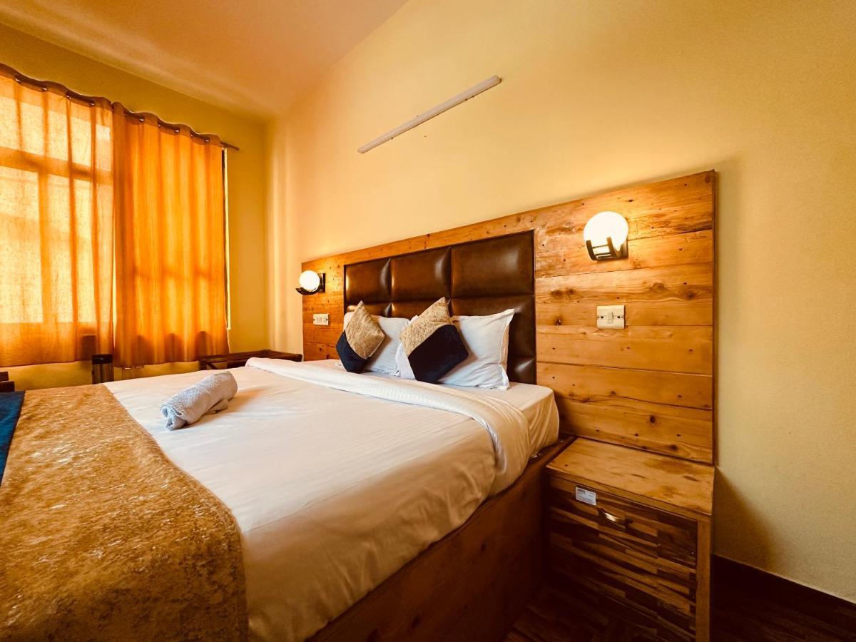 Hotel Grand Kalinga - Near Volvo Bus Stand Manali Ngoại thất bức ảnh