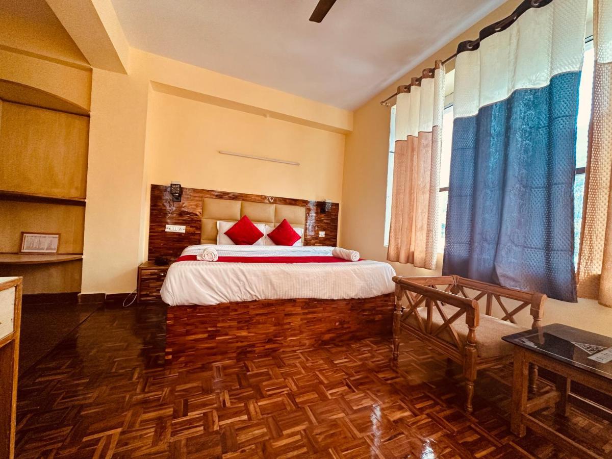 Hotel Grand Kalinga - Near Volvo Bus Stand Manali Ngoại thất bức ảnh